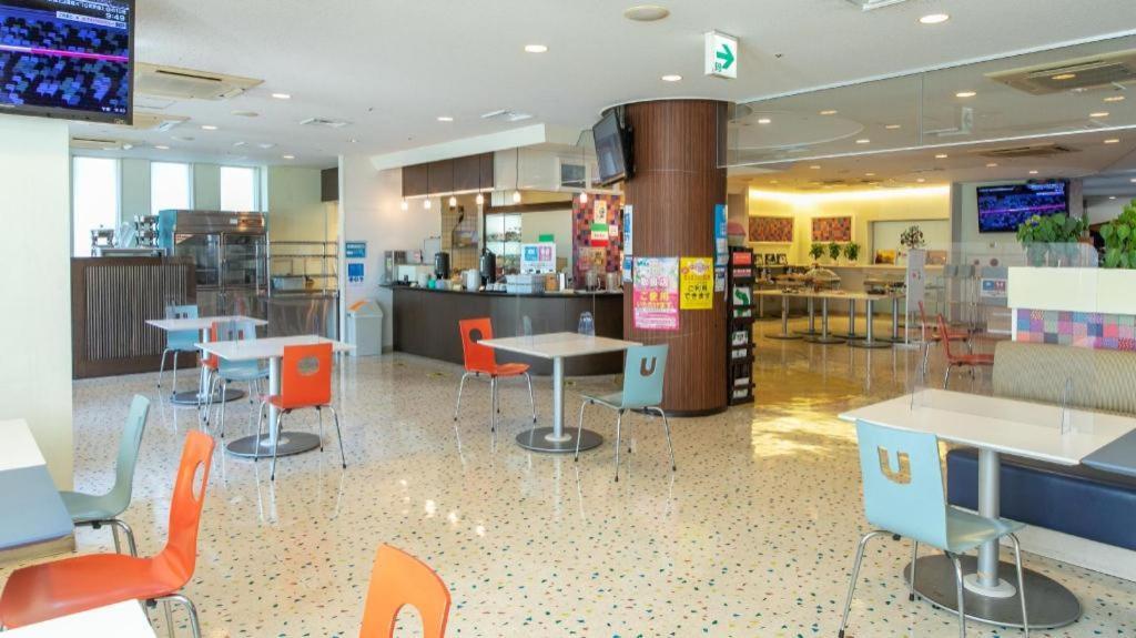 Ou Hotel Йонаго Екстериор снимка